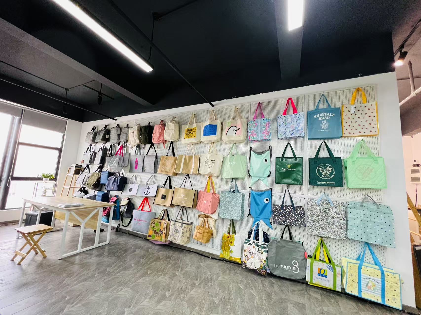 Bag and backpack tongxin.pdf